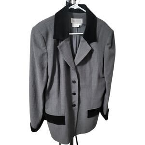 Vintage Worth Gray Wool Jacket with Black Velvet Accents -  Size 14